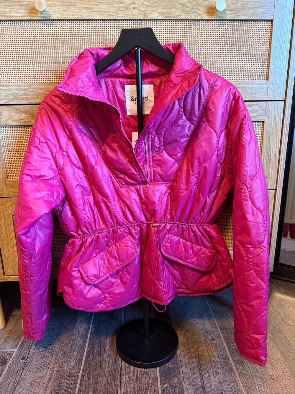 &merci Fuchsia Quilted Drawstring Waist Puffer Jacket